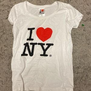 I ❤️ NY XS white shirt
